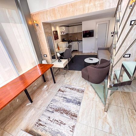 Qumi Apartments 蒂瓦特 外观 照片