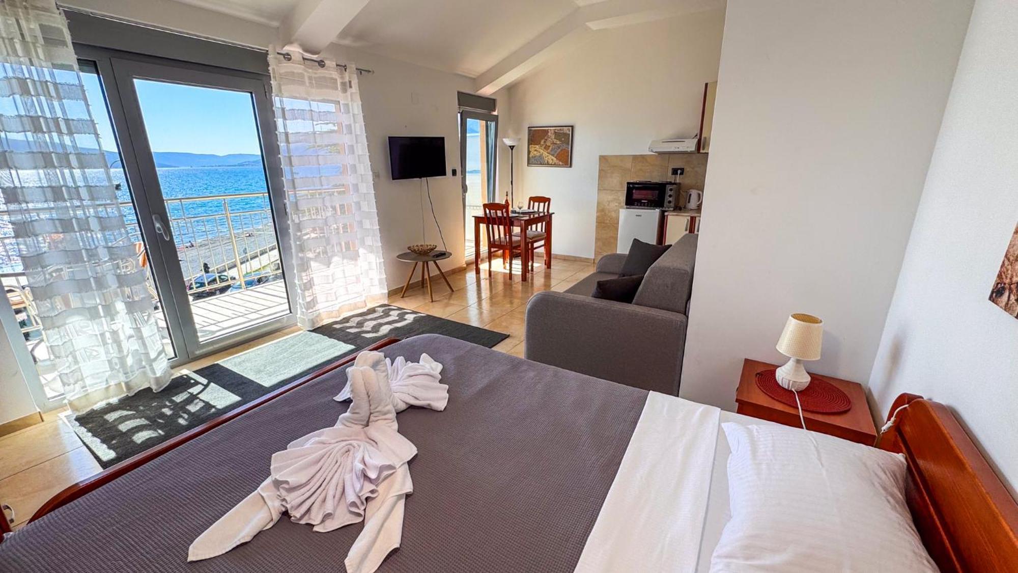 Qumi Apartments 蒂瓦特 外观 照片